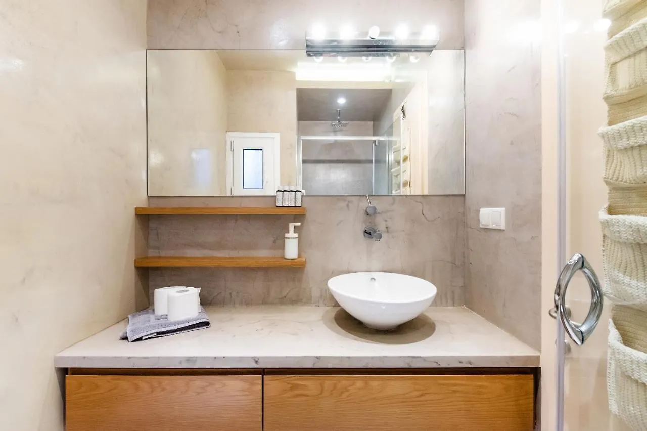 Penelope By Halu!, Central 2-Bd Apartment Thessaloniki