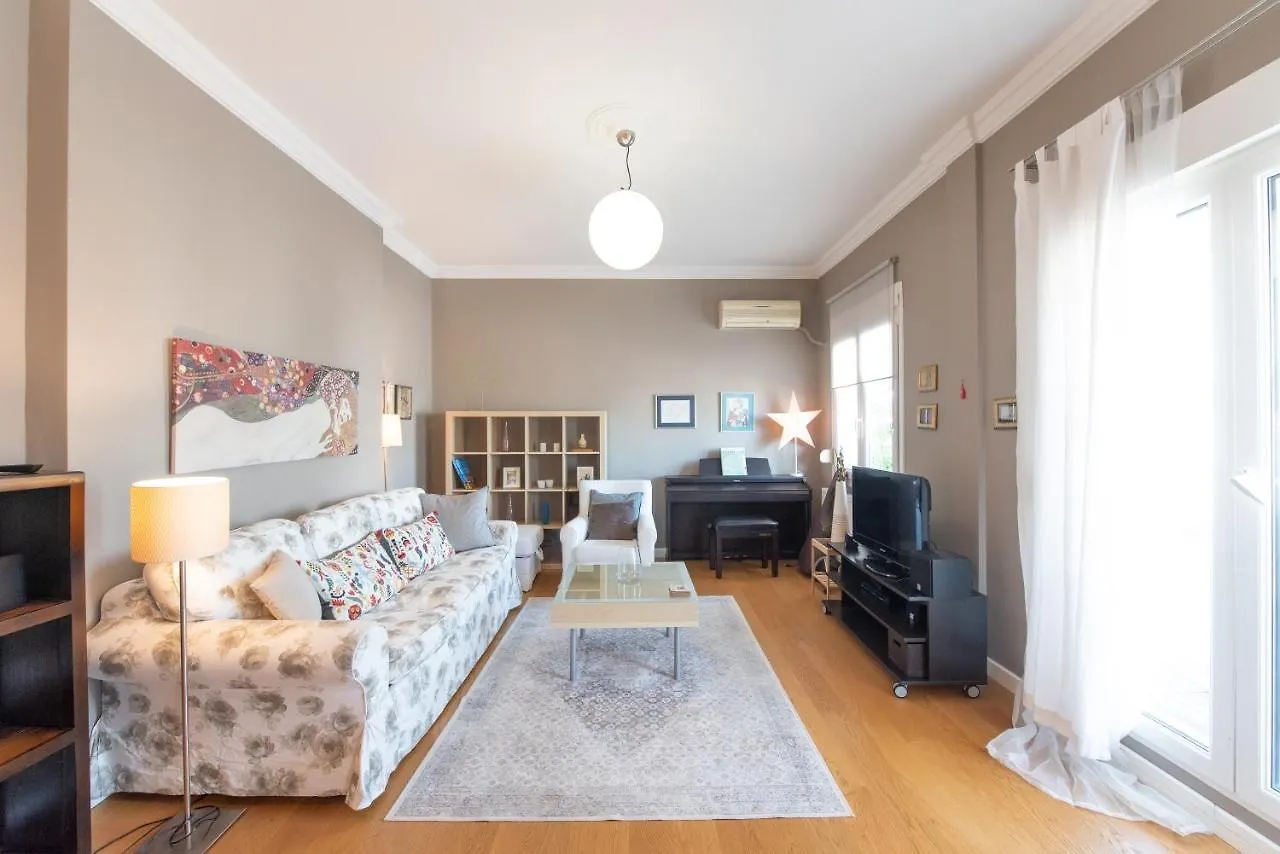 Penelope By Halu!, Central 2-Bd Apartment Thessaloniki