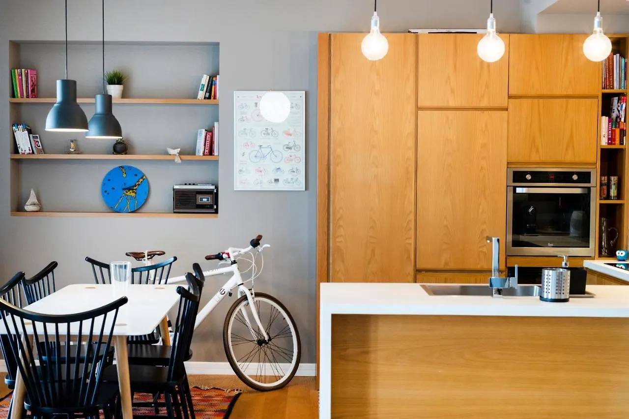 Penelope By Halu!, Central 2-Bd Apartment Thessaloniki 0*,